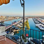 218 Puerto Banus Marbella Front Line 270 Meters